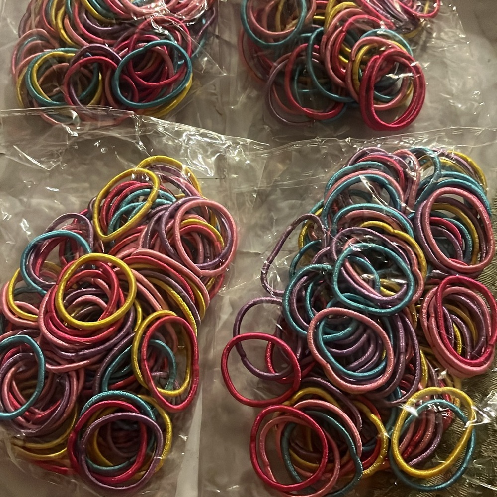 400 small size ouchless  elastic colorful  hair ties / pony tail holders